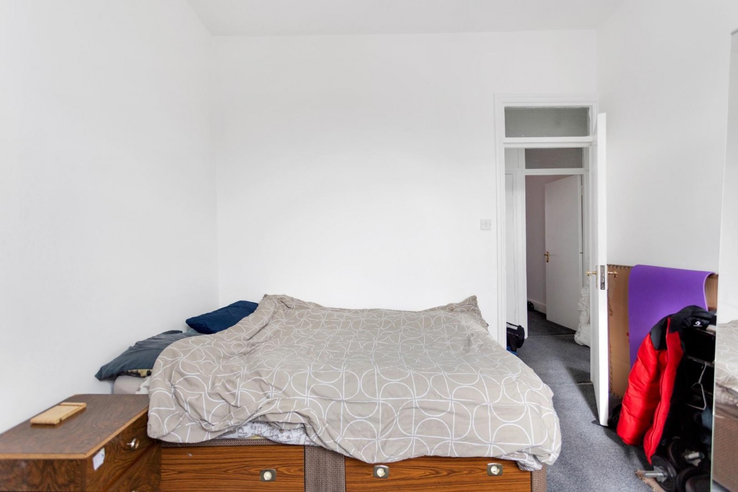 Lea Bridge Road, London, E5