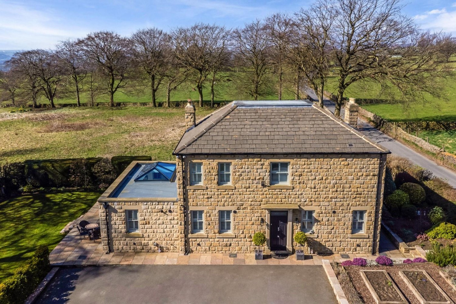 Carlton Lane, Yeadon, Leeds