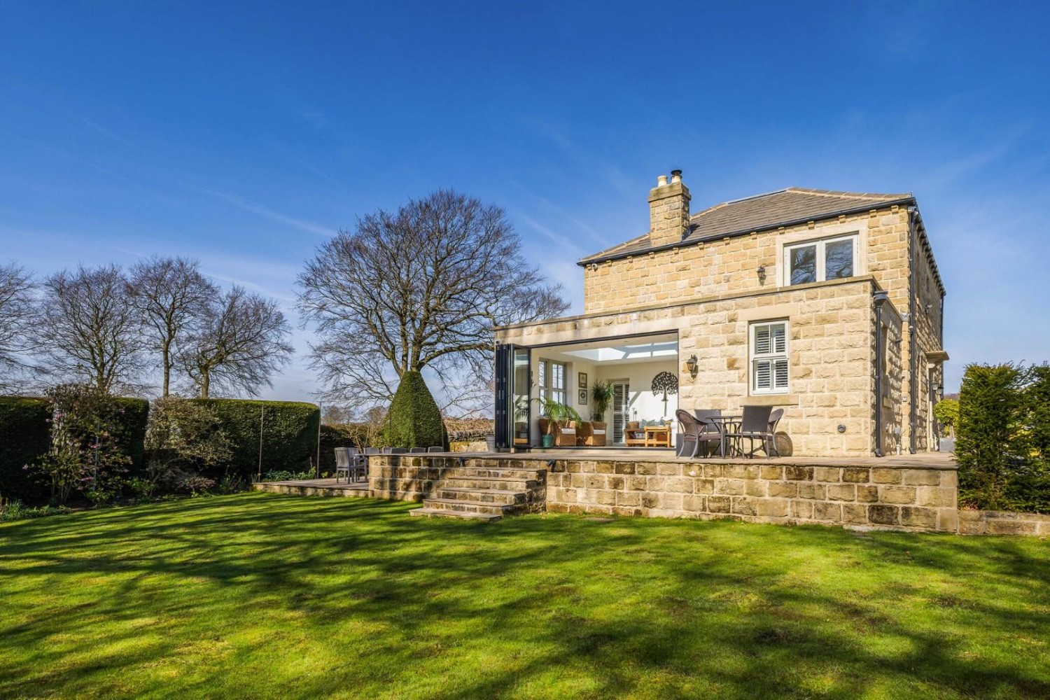 Carlton Lane, Yeadon, Leeds