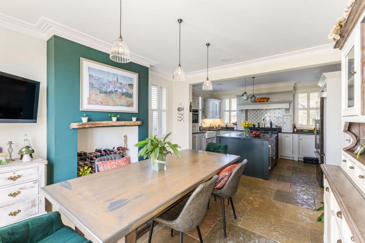 Carlton Lane, Yeadon, Leeds