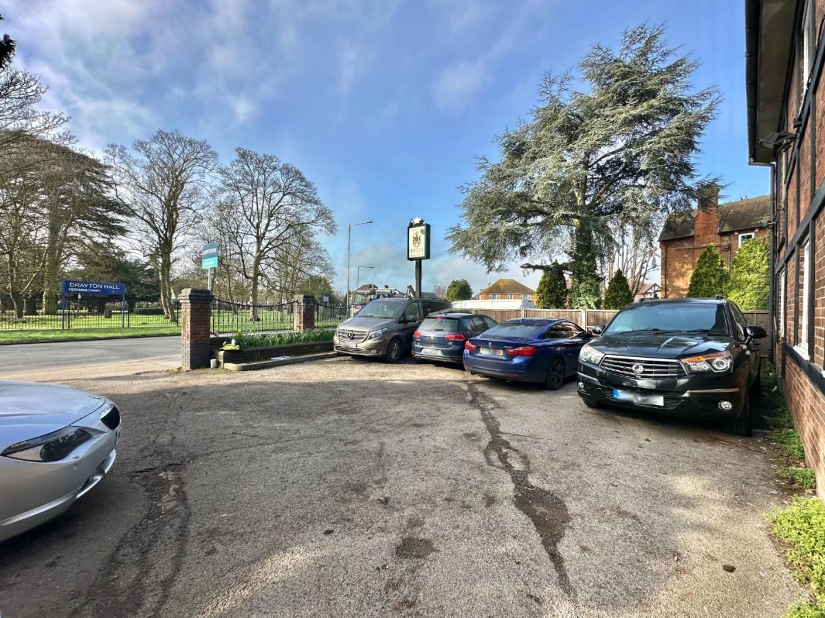 Station Road, West Drayton