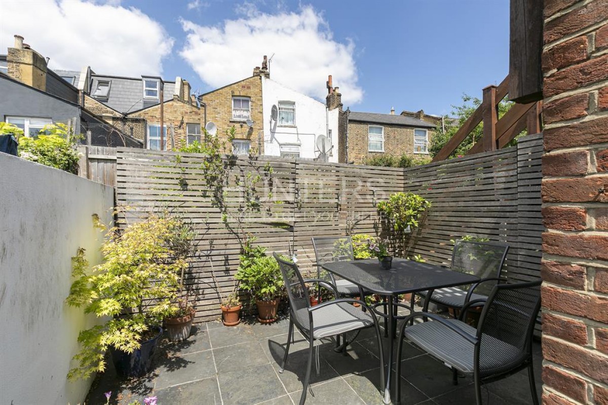 Prince George Road, London, N16