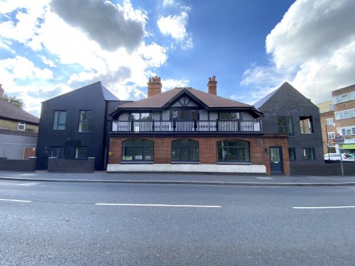 Cricket Green, Mitcham