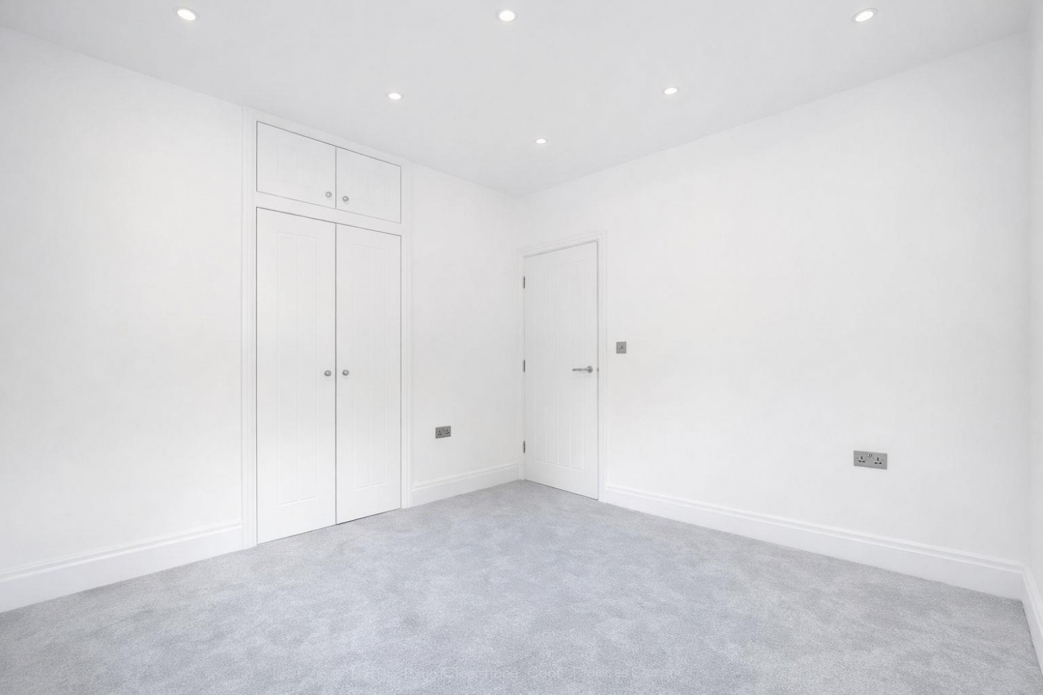 Cricket Green, Mitcham