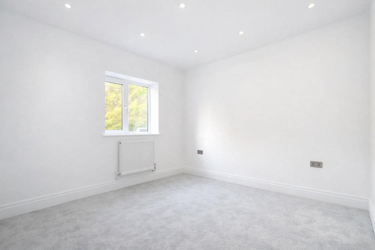 Cricket Green, Mitcham