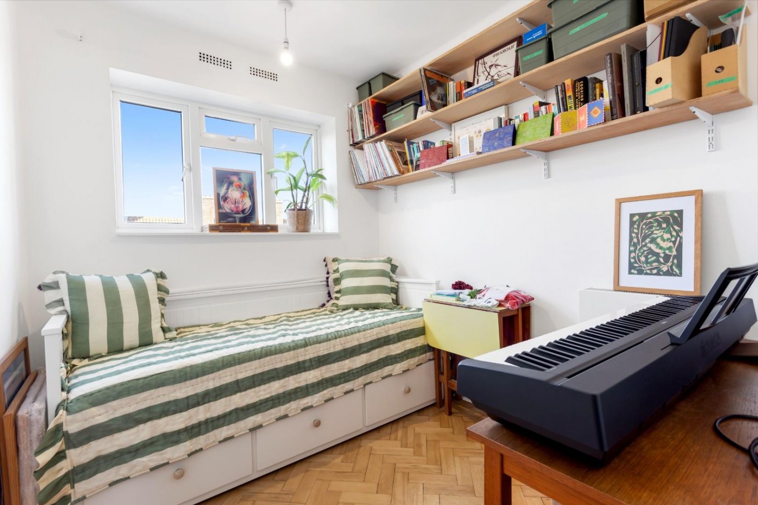 Lordship Terrace, London, N16