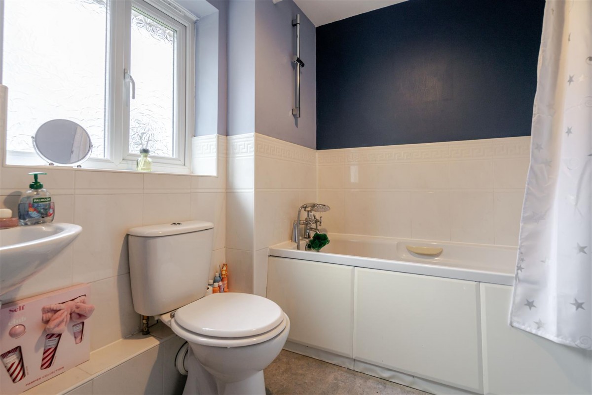 Pickley Court, Leigh