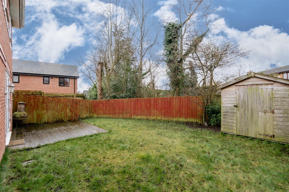 Pickley Court, Leigh