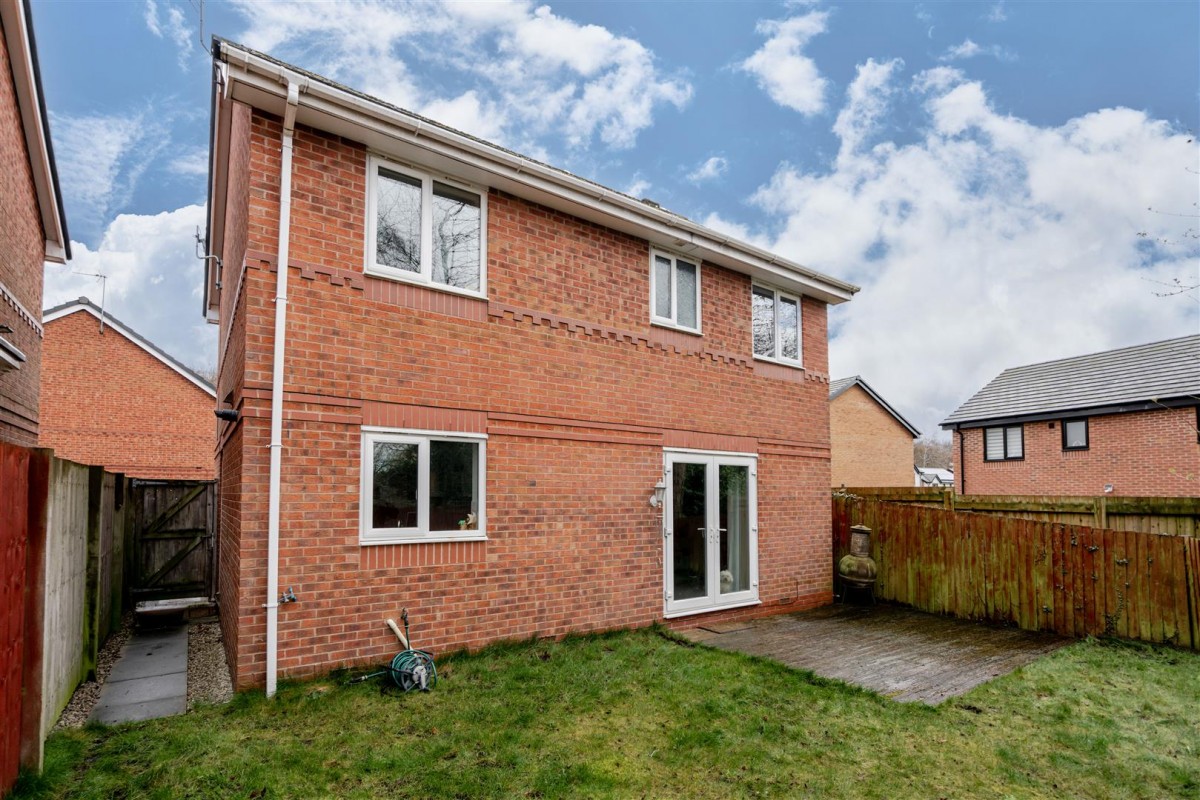 Pickley Court, Leigh