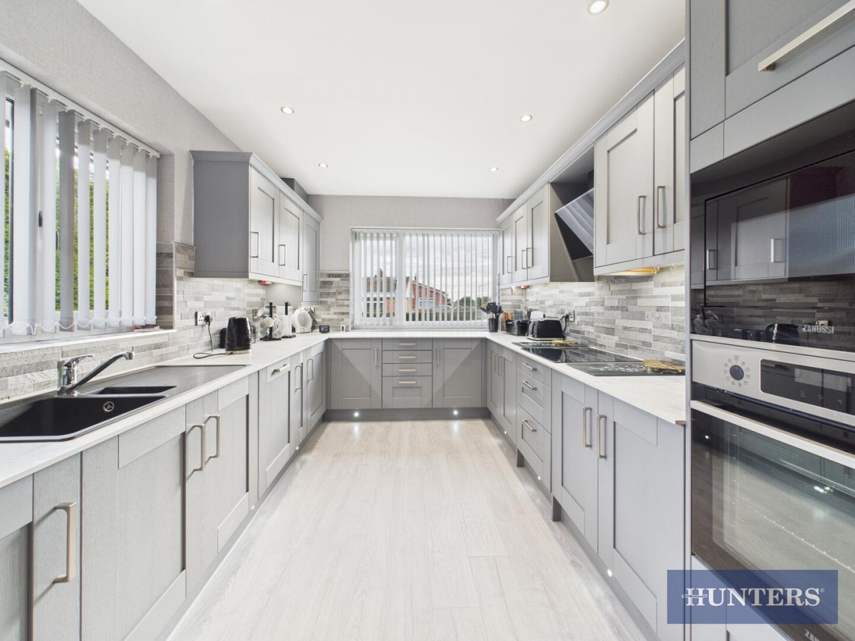 Grovehill Road, Filey, YO14 9NL