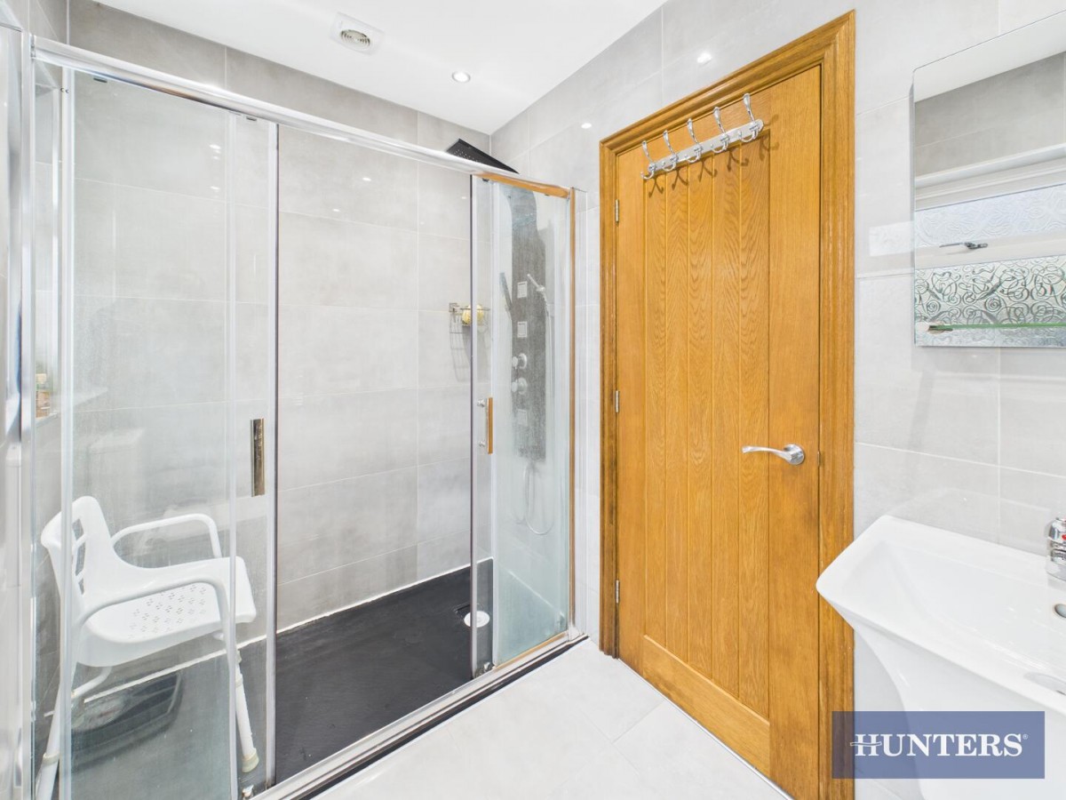 Grovehill Road, Filey, YO14 9NL