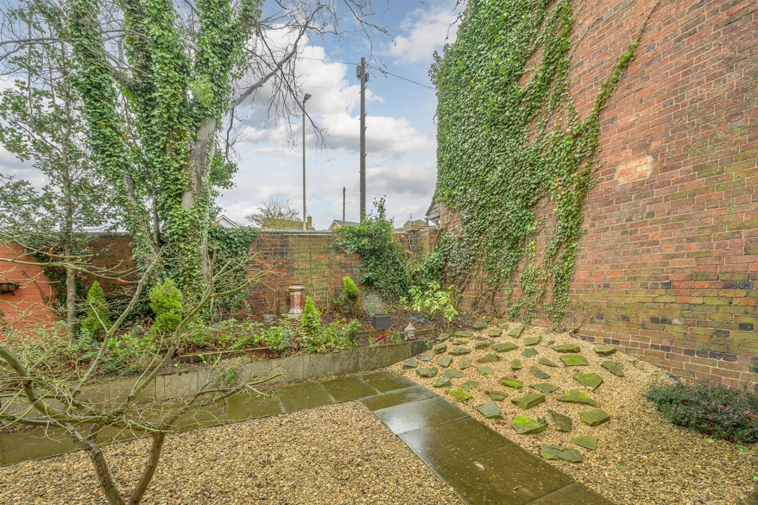 Stream Road, Wordsley, DY8 5QU