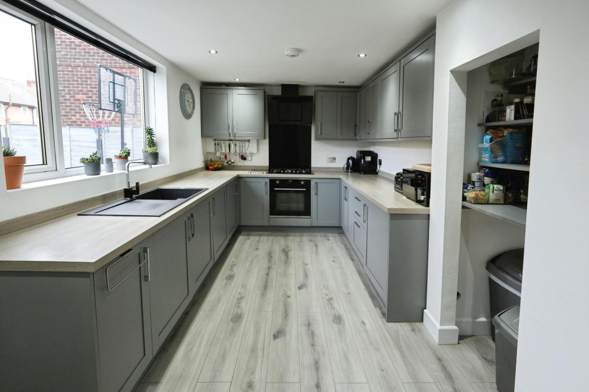 Mullacre Road, Manchester