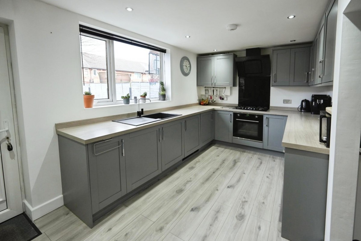 Mullacre Road, Manchester