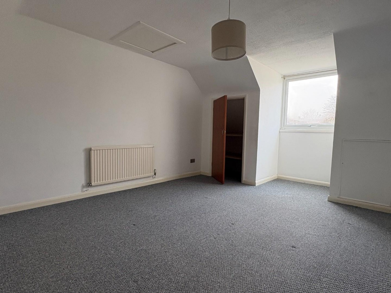 South Hill Road, Gravesend, DA12