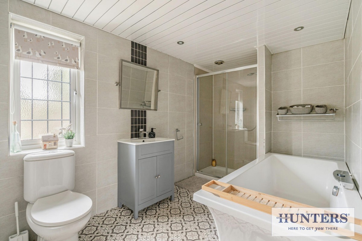 Apperley Gardens, Apperley Bridge