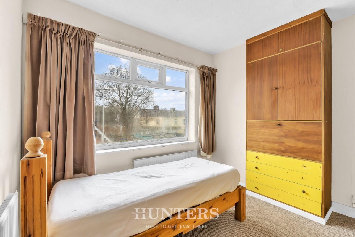 Oldham Road, Middleton, Manchester, M24