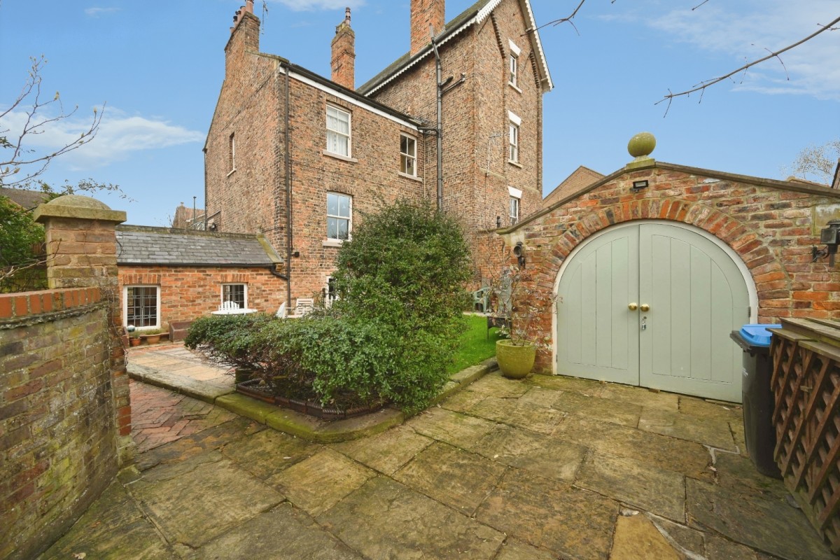 Dishforth Road, Sharow