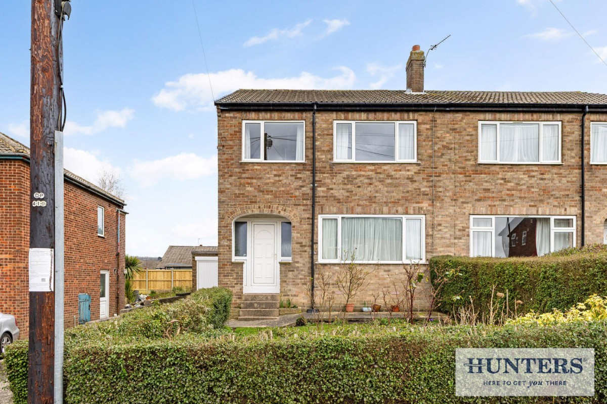 Coppice Wood Avenue, Yeadon, Leeds