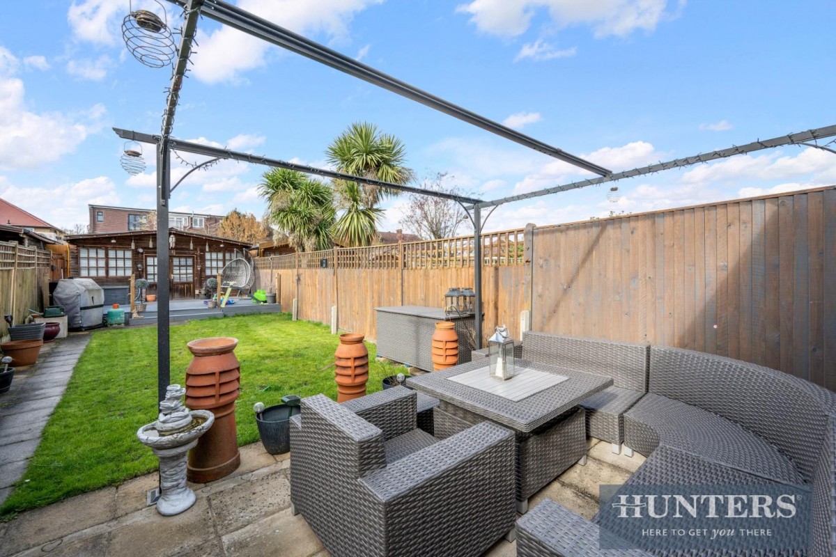 Elmstead Gardens, Worcester Park