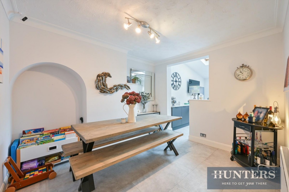 Elmstead Gardens, Worcester Park