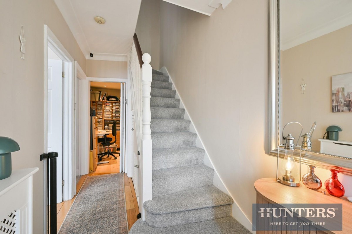 Elmstead Gardens, Worcester Park