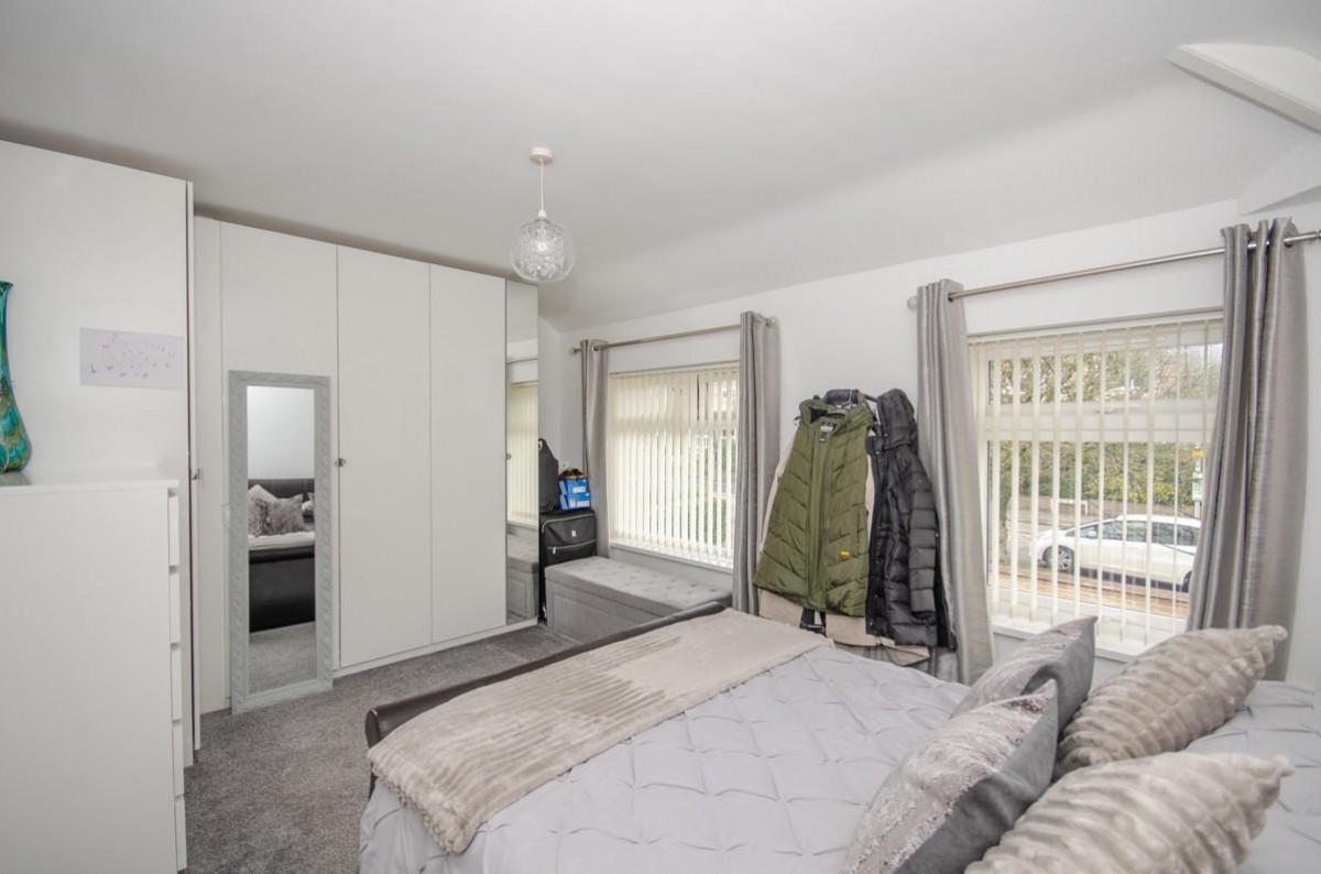 Northcote Road, Mangotsfield, Bristol, BS16 6AT