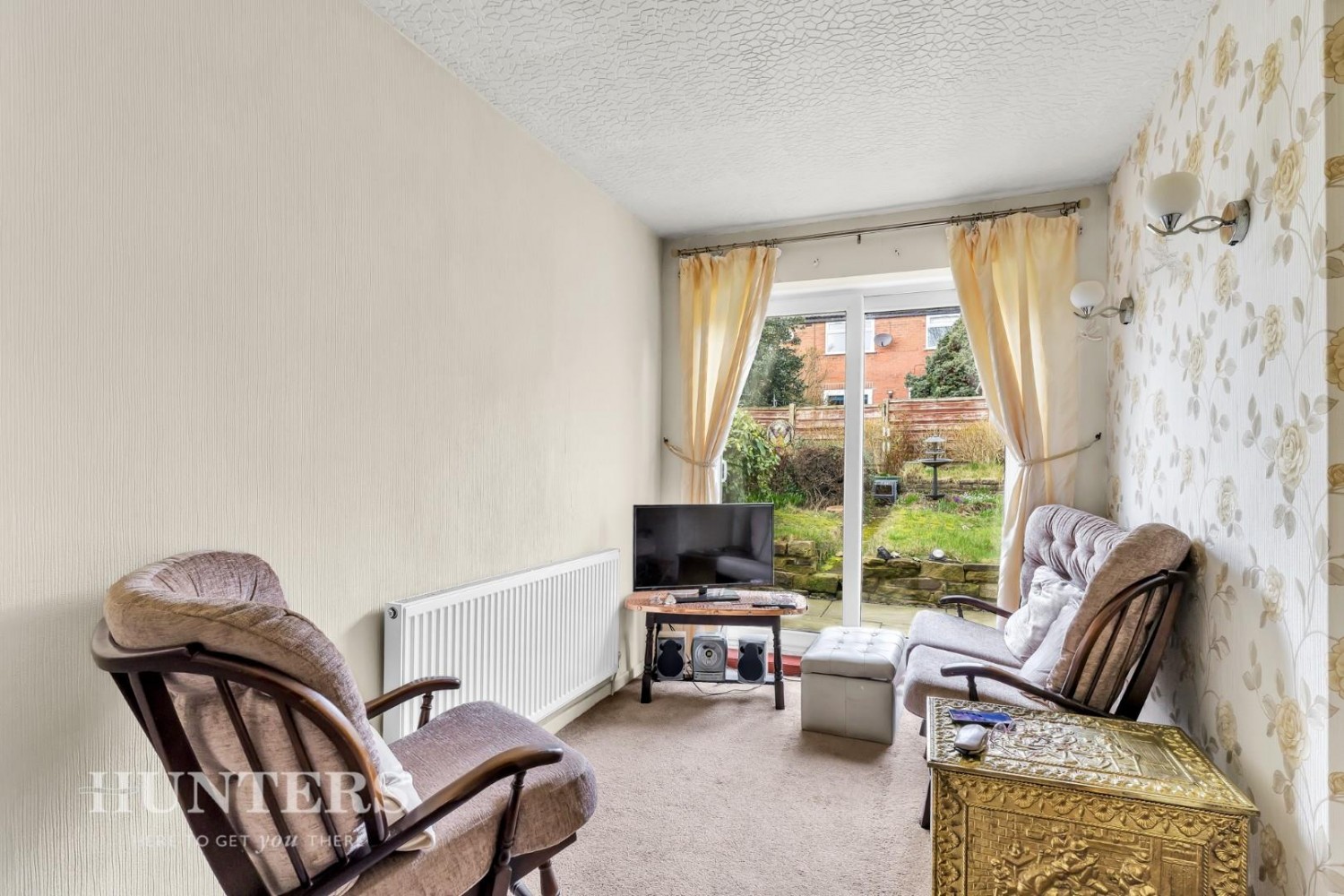 College Avenue, Oldham