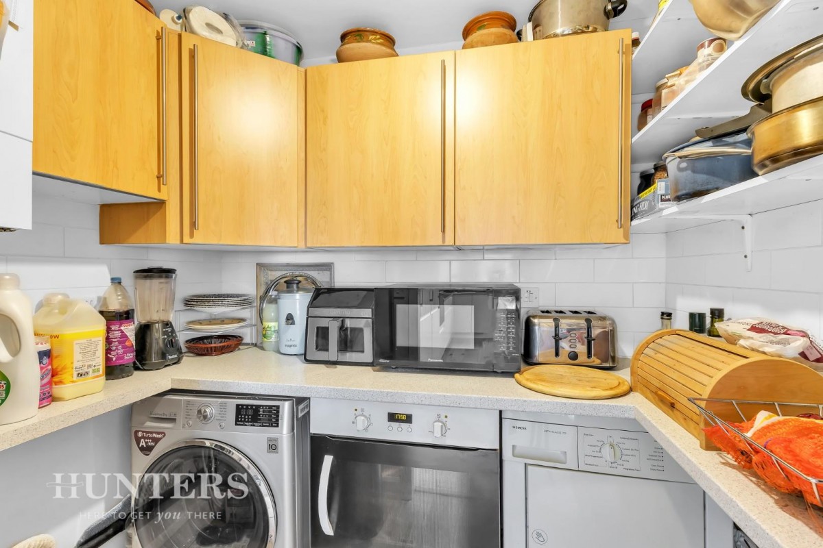 Howardian Close , Oldham