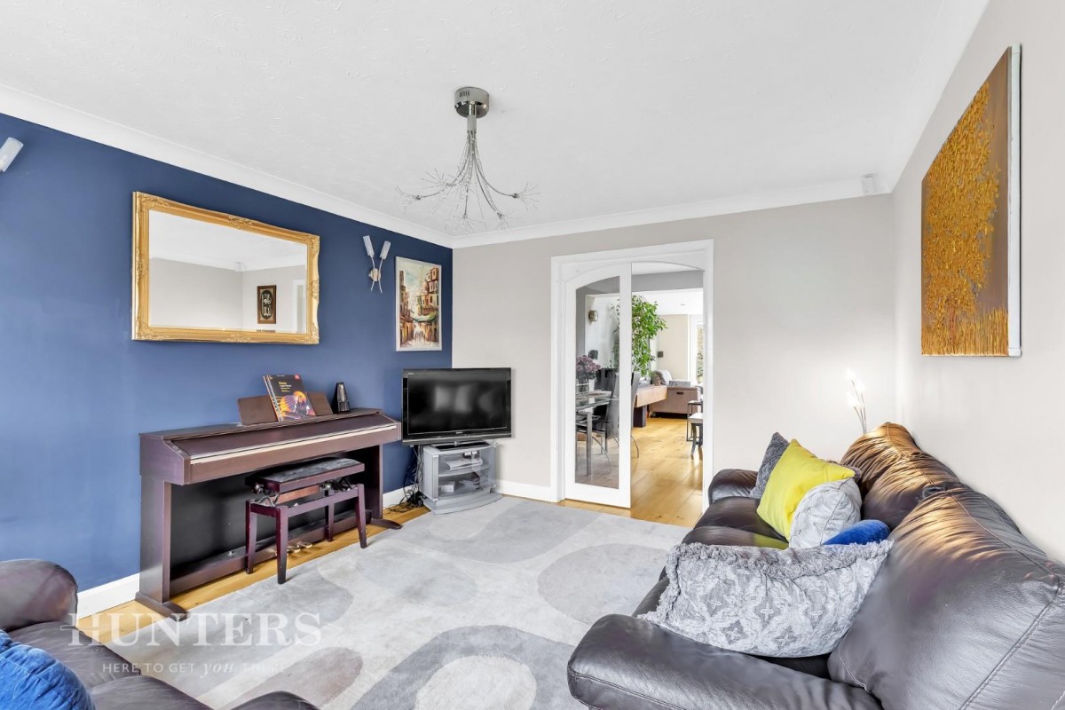 Howardian Close , Oldham