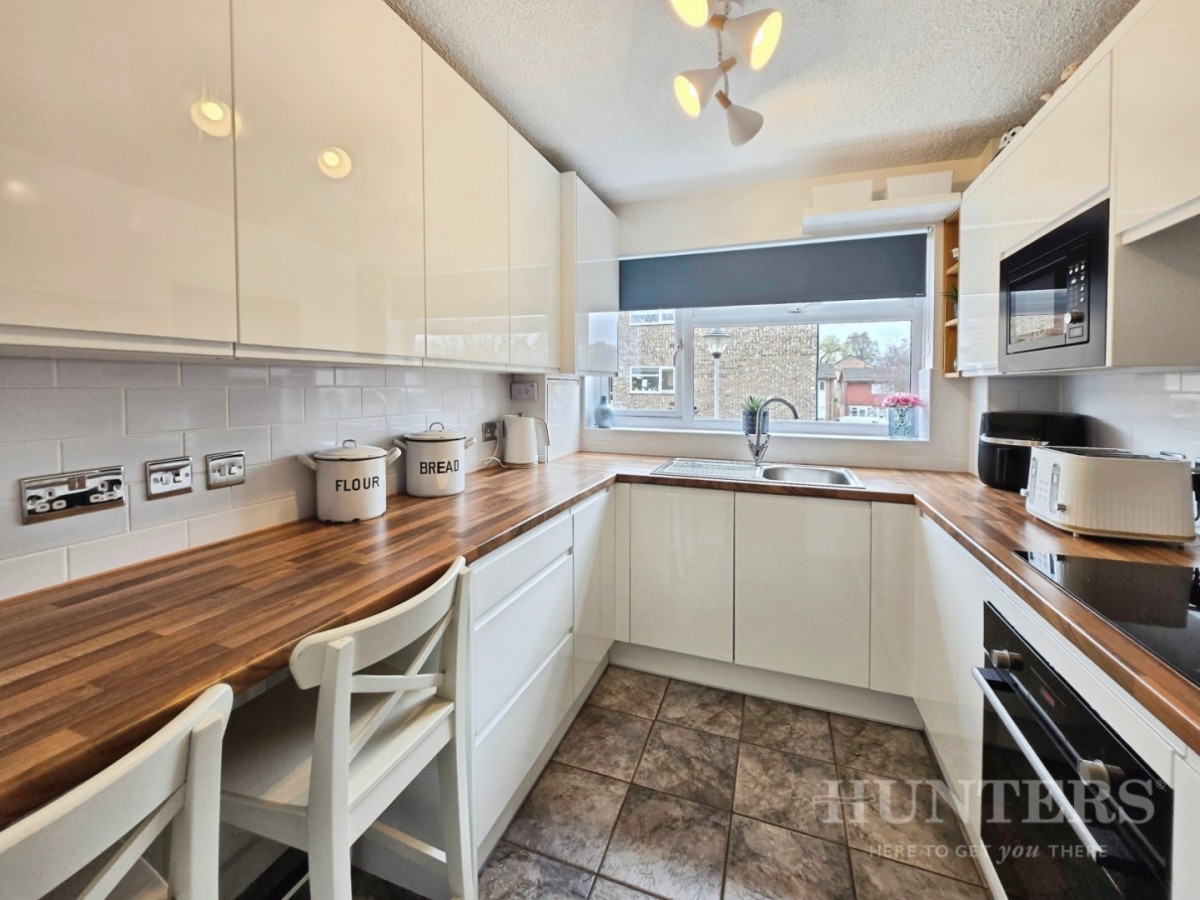 Chiswick Close, Beddington