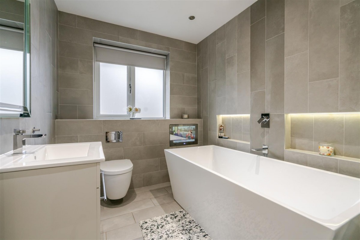 Woodstock Drive, Worsley, Manchester, M28 2NP