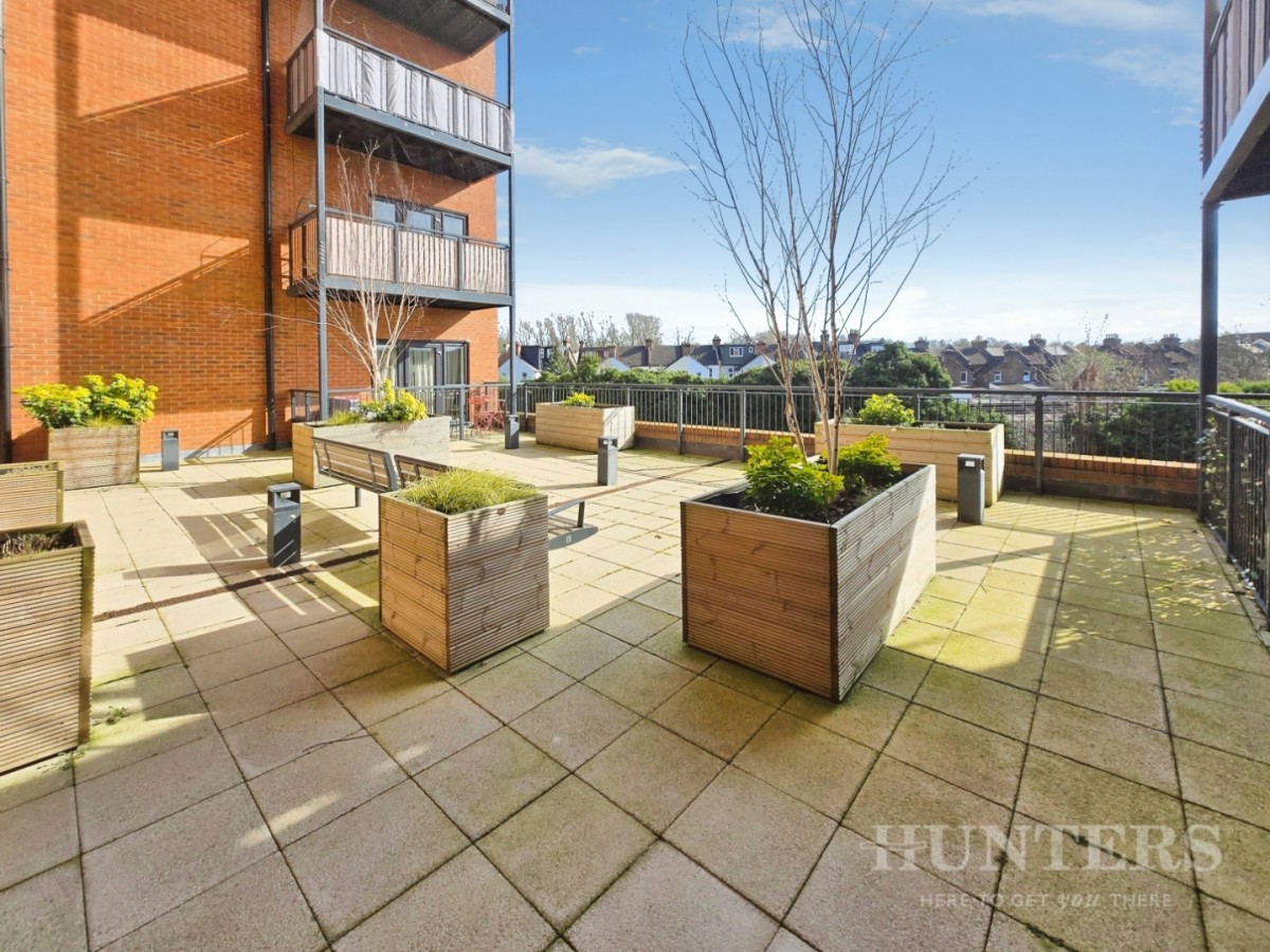 Thimble Crescent, Hackbridge