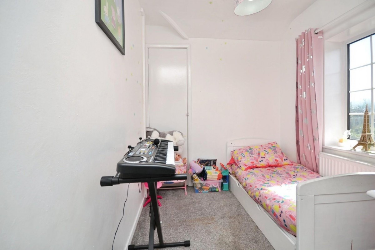 Quentin Road, Woodley