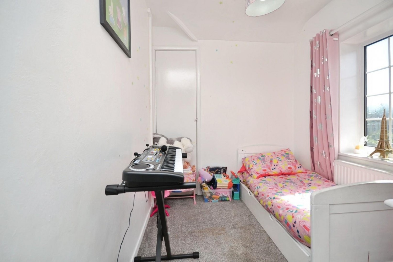 Quentin Road, Woodley