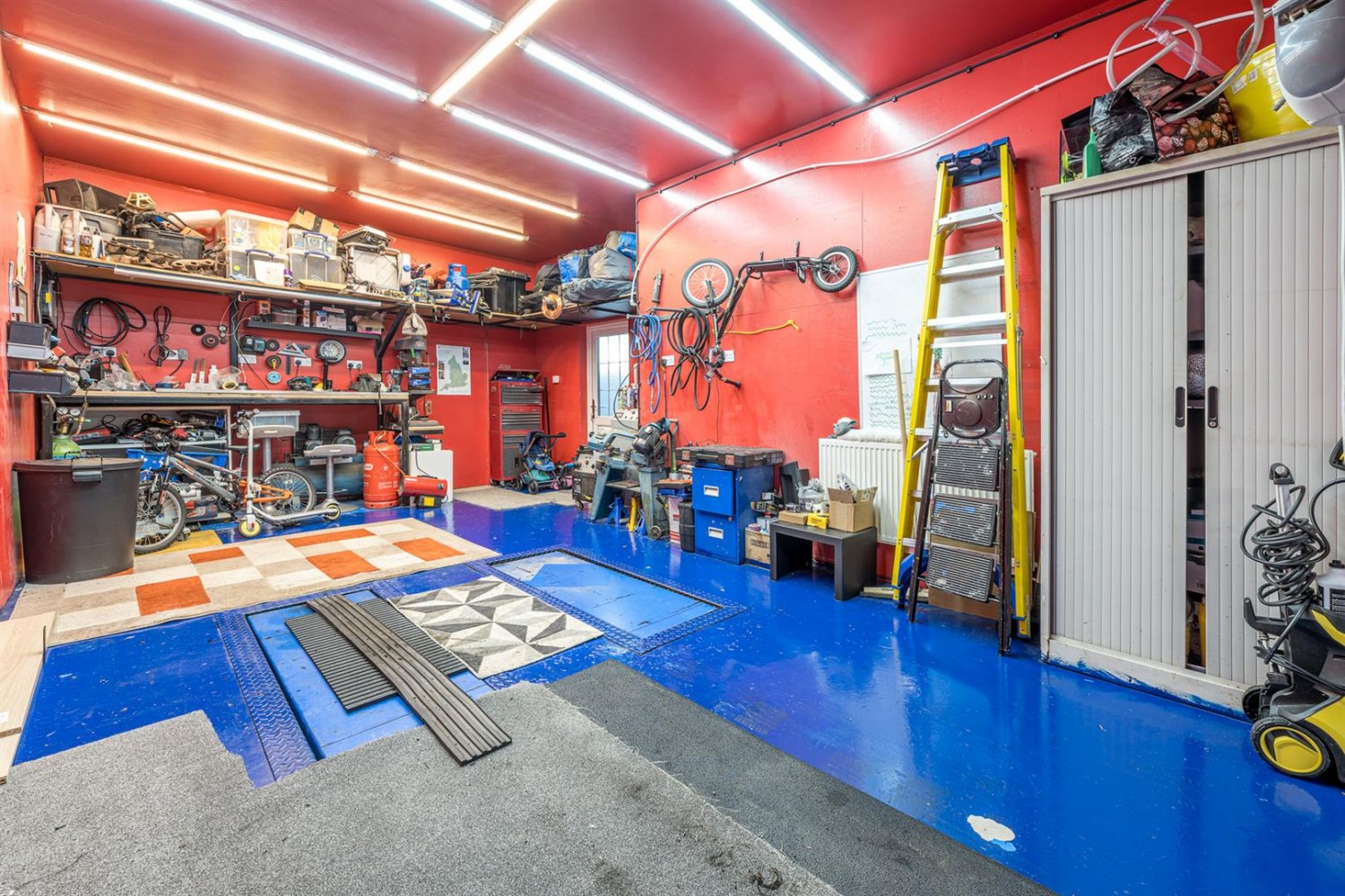 Lightwoods Road, Stourbridge, DY9 0TR