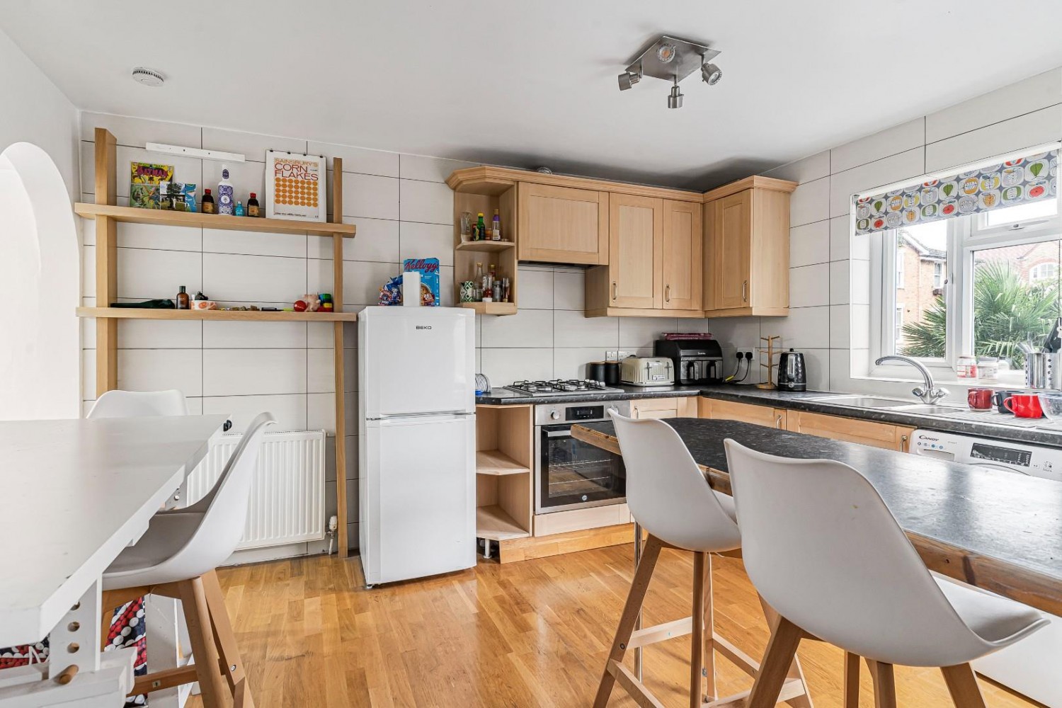 Warner Road, London, SE5