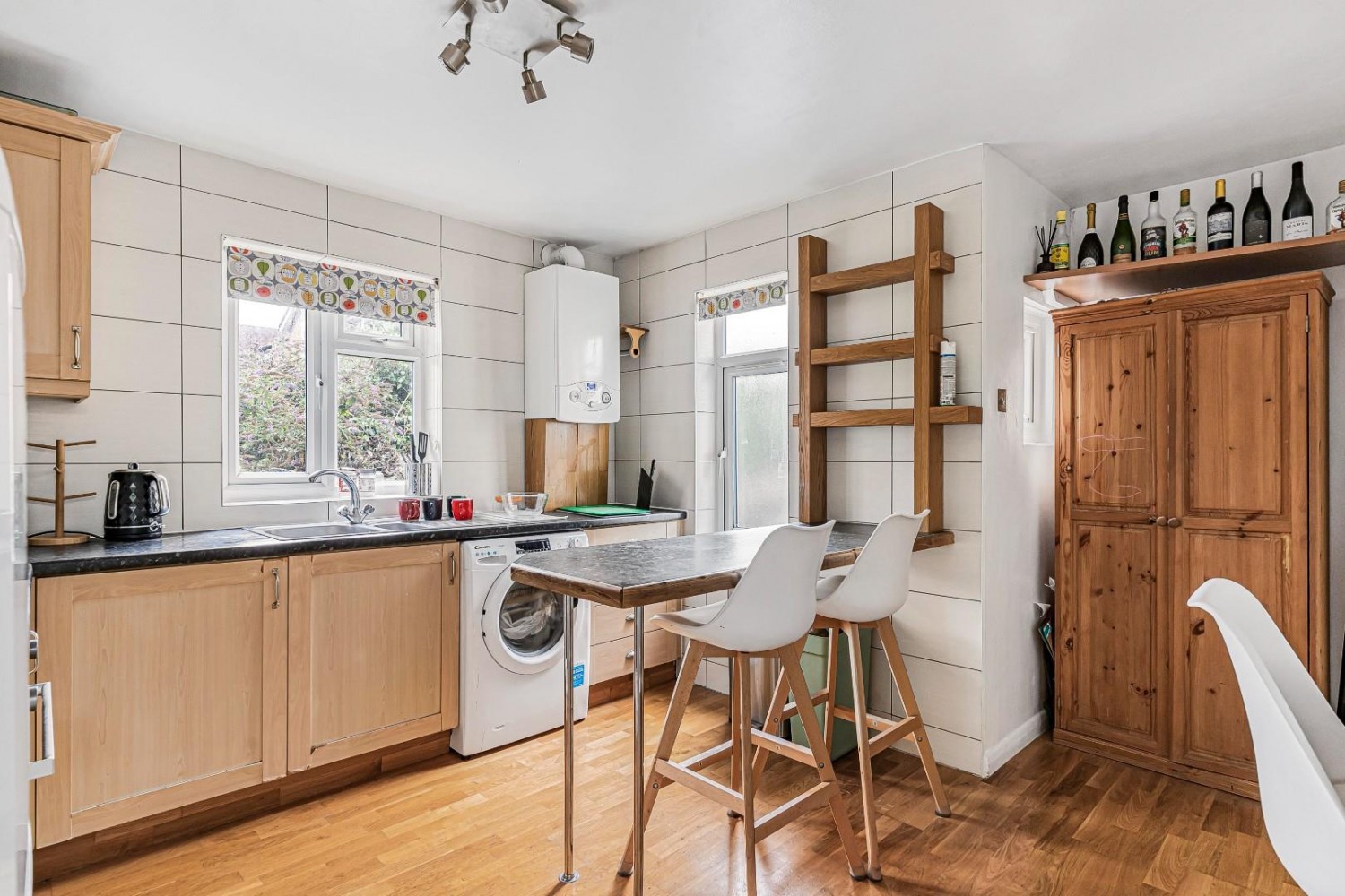 Warner Road, London, SE5