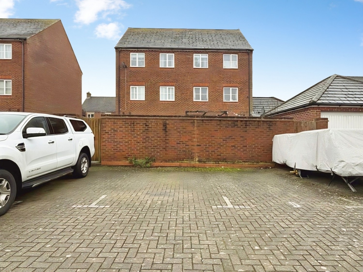 Barley Mow View, Ashford