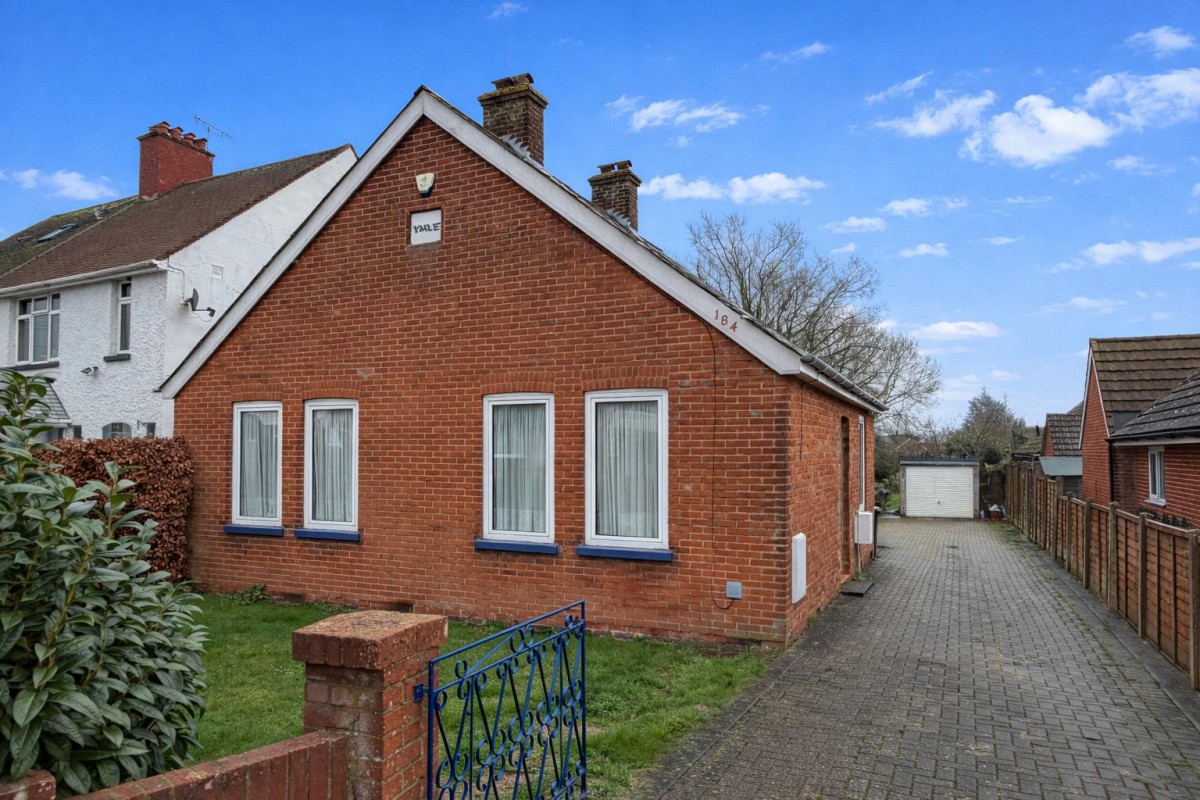 Kingsnorth Road, Ashford