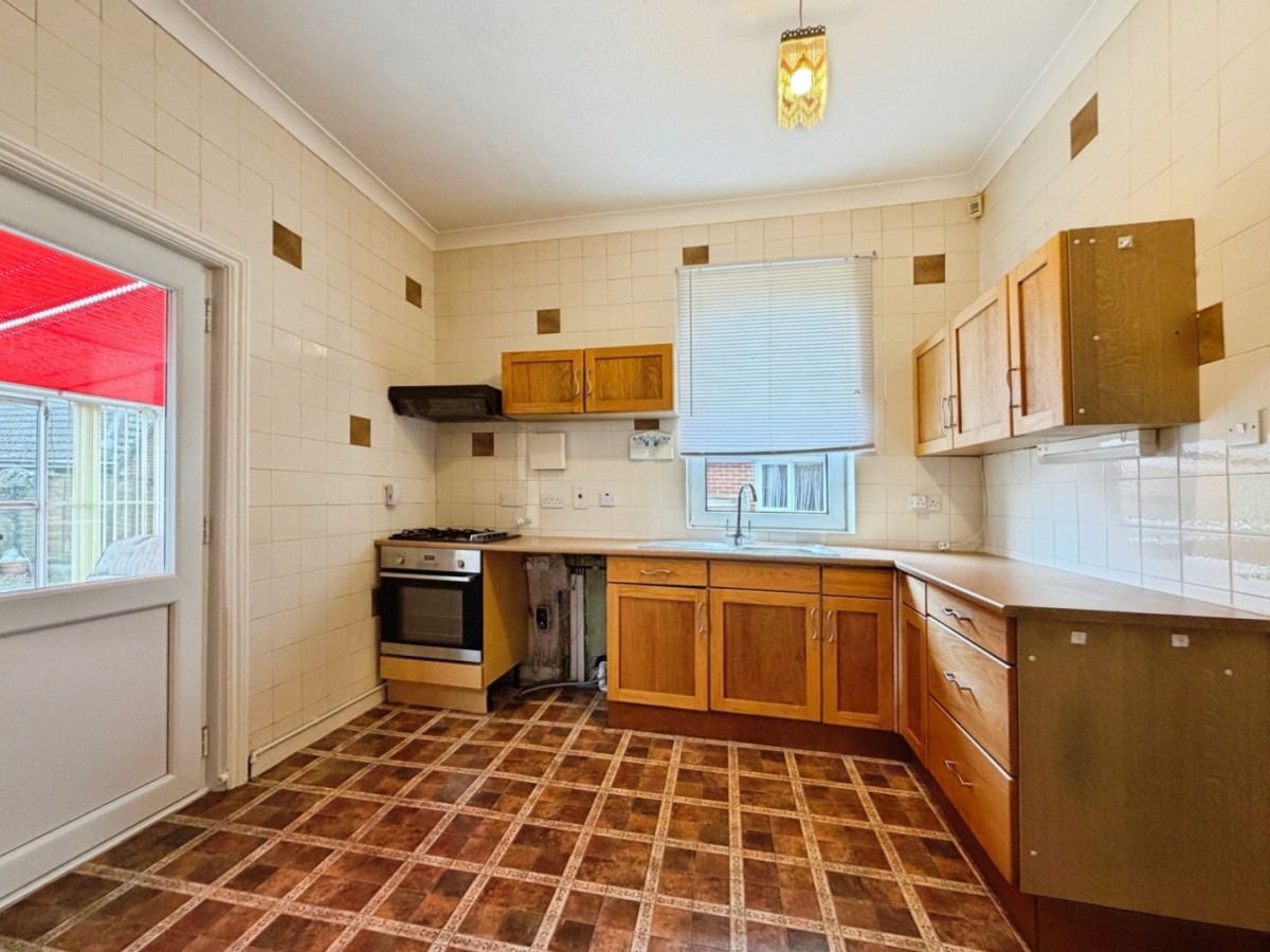 Kingsnorth Road, Ashford