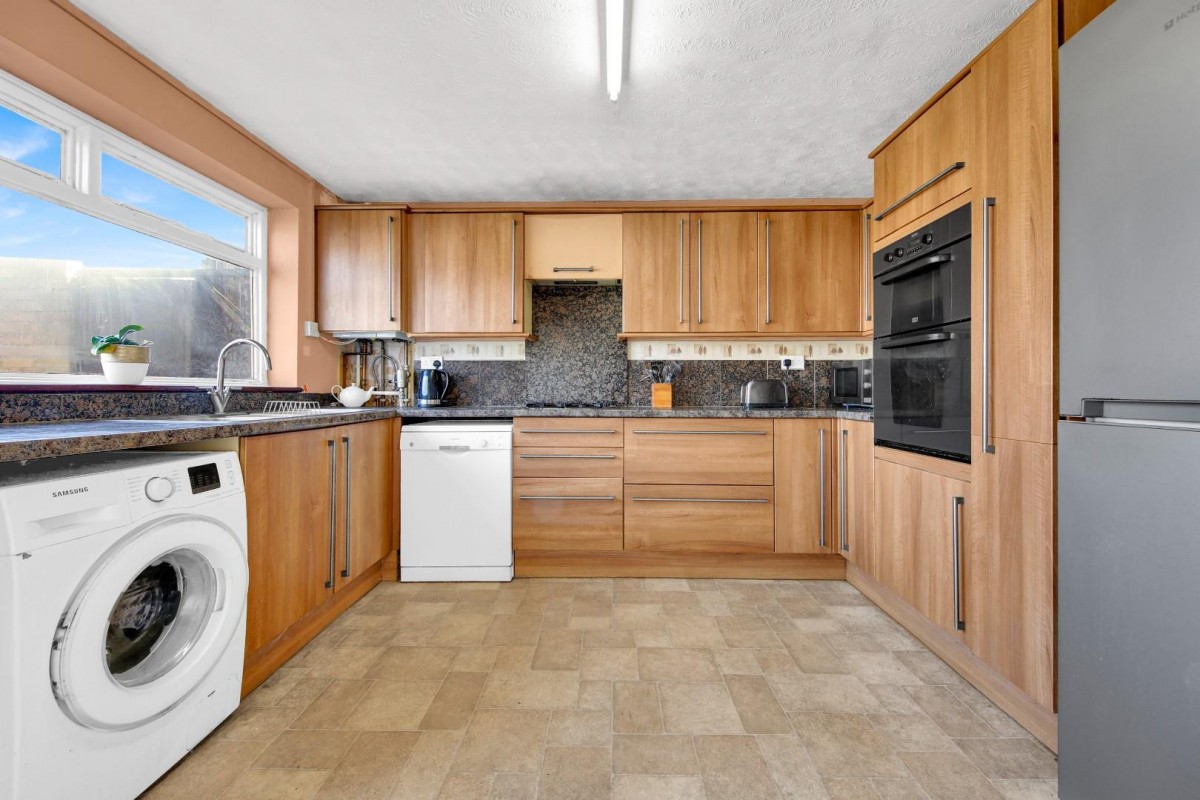 Woodrush Way, Chadwell Heath, RM6