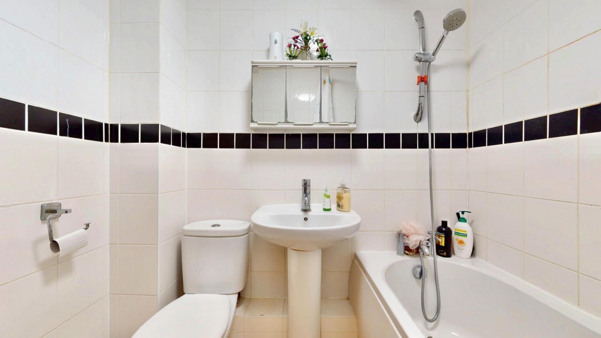 Medici Close, Ilford, IG3