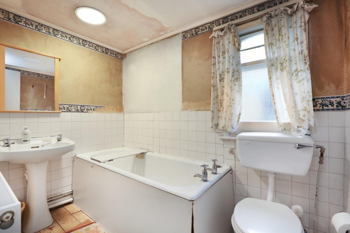 Valmar Road, London, SE5