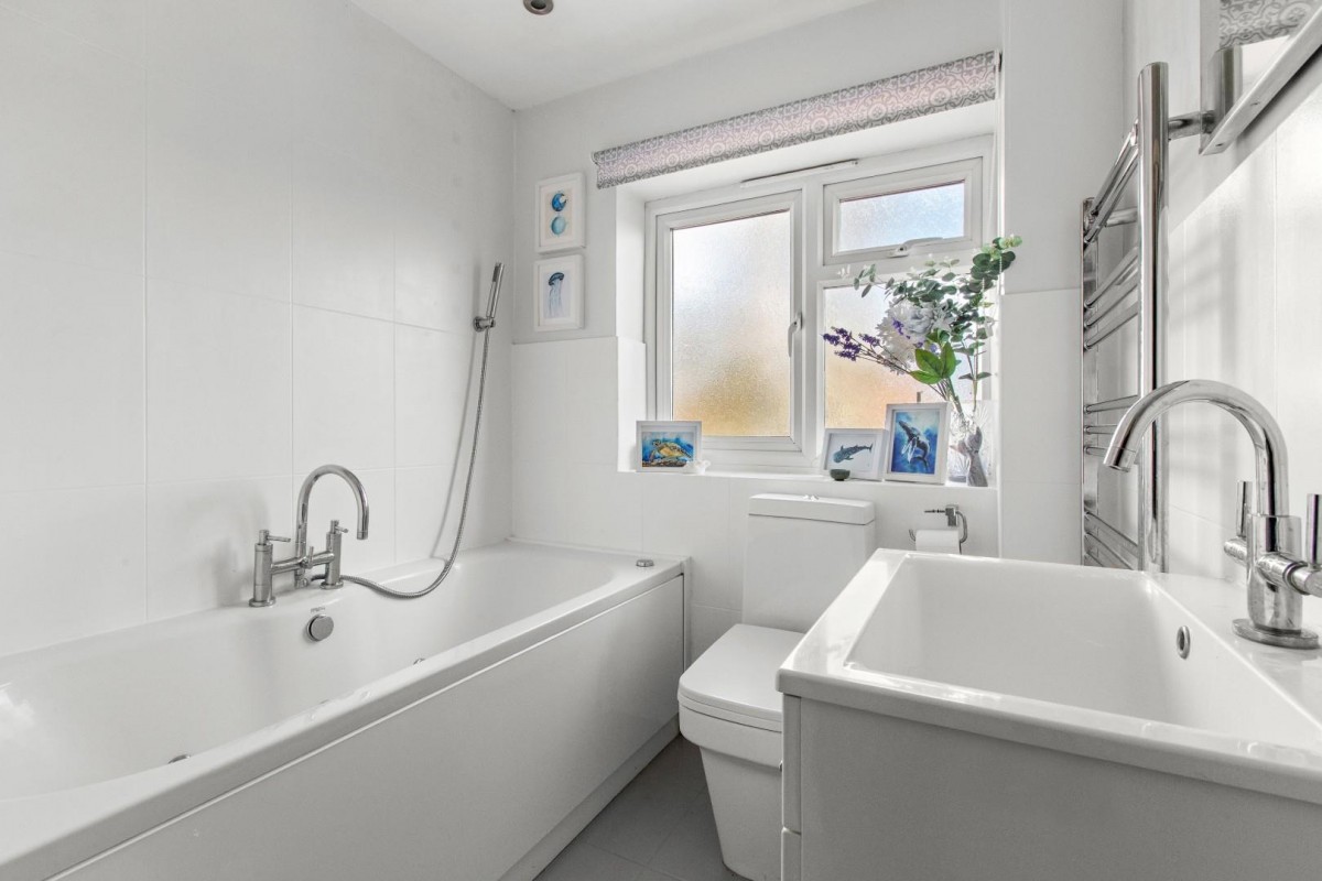 Quarrendon Road, Amersham, Buckinghamshire, HP7 9EF