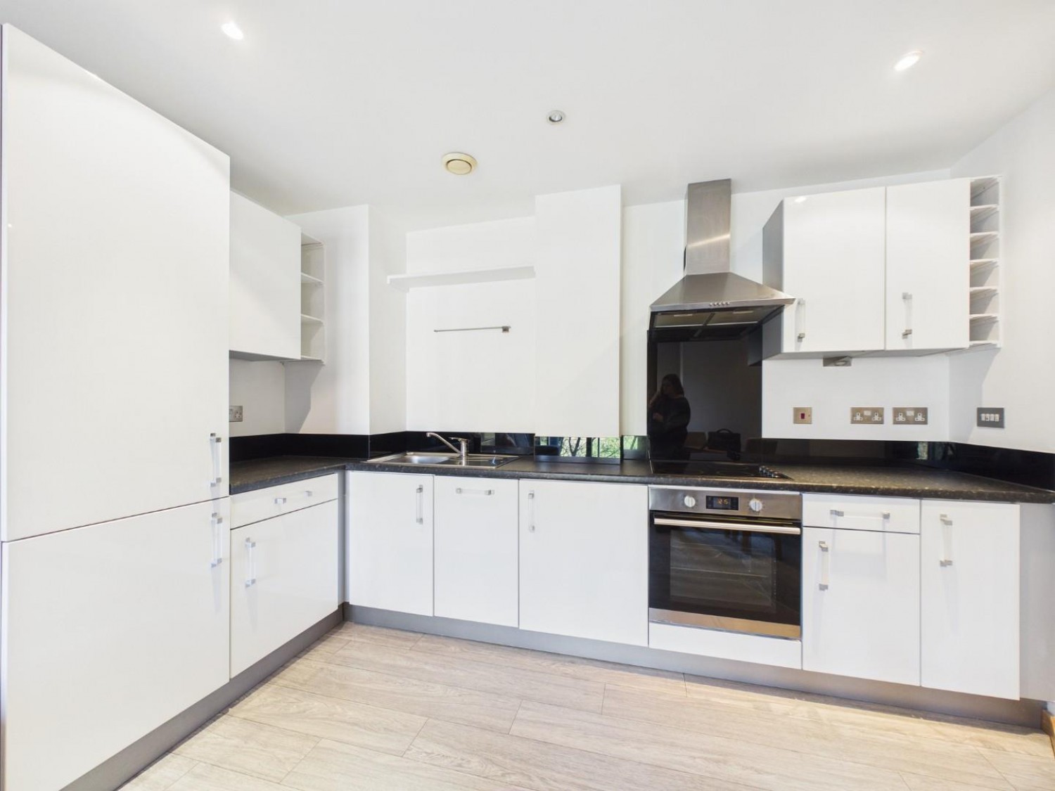 Salts Mill Road, Shipley