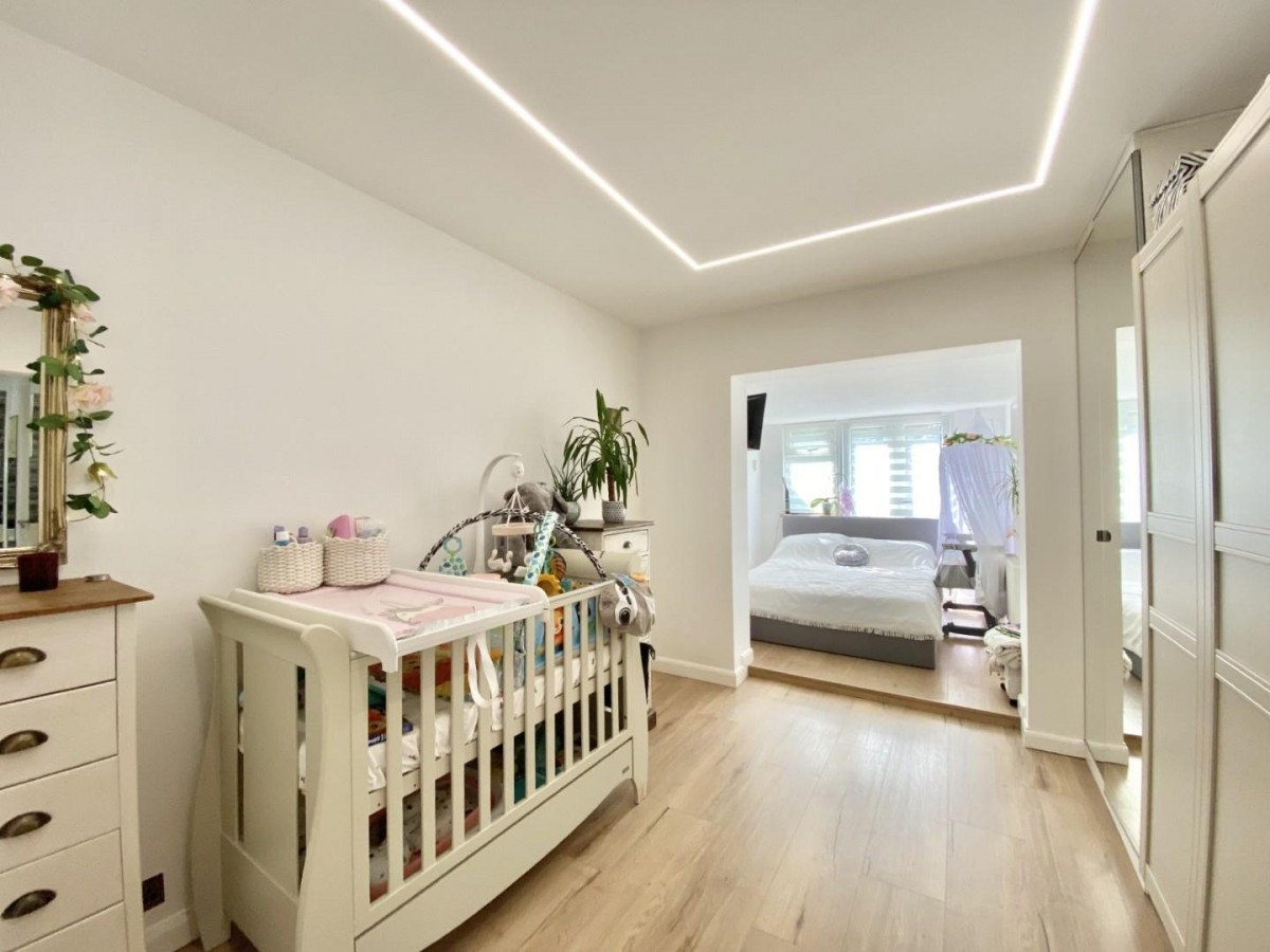 Barnard Gardens, Hayes