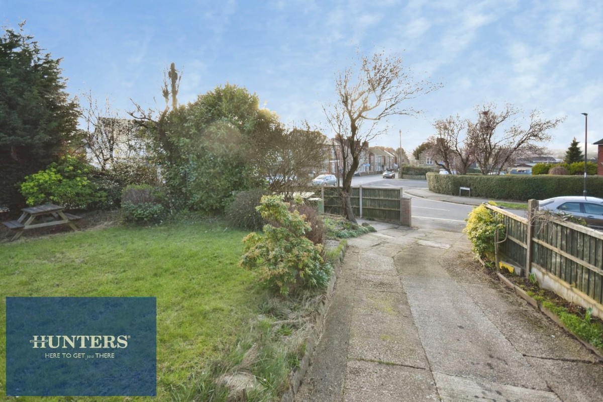 Station Road, Brimington, Chesterfield, S43 1LN