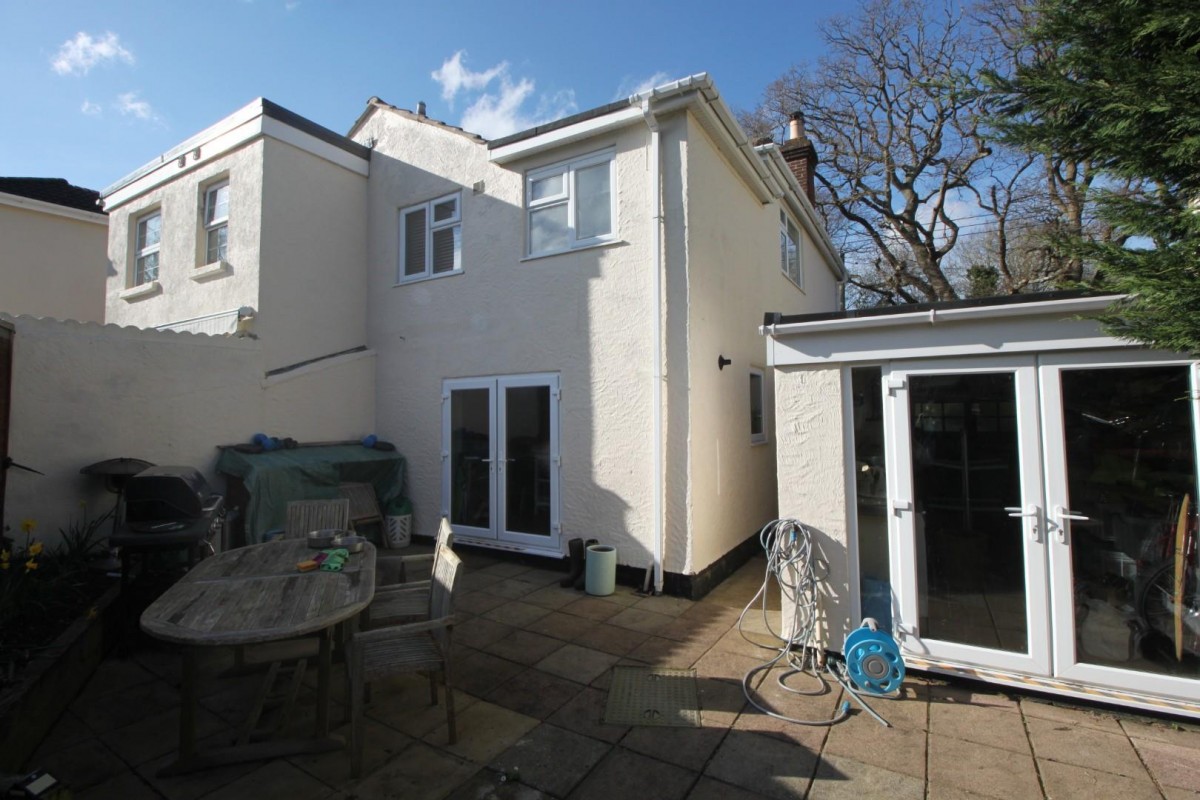 Hound Road, Netley Abbey, Southampton, SO31 5FX