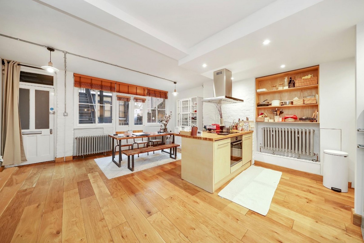 Hoxton Square, Shoreditch N1